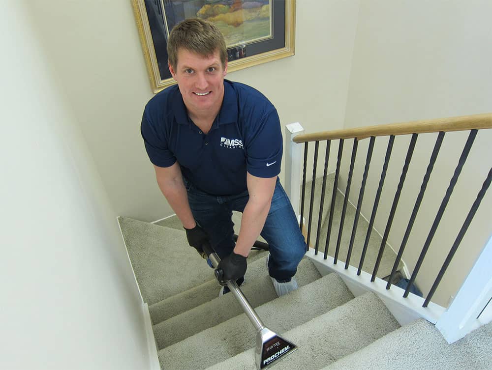 Carpet cleaning a staircase